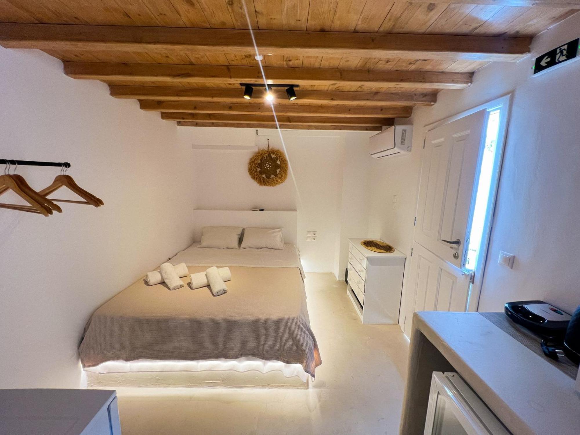Kamara Residence & Suites Mykonos Town Bagian luar foto
